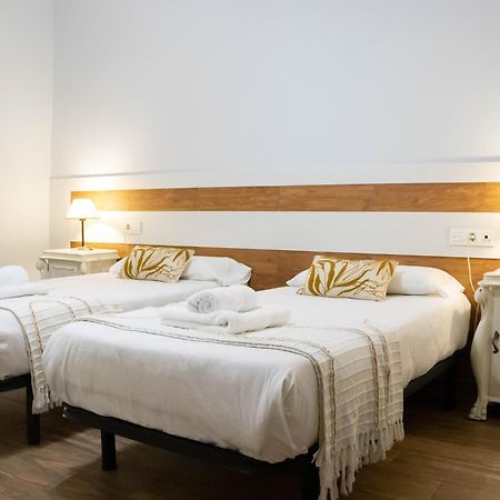 Apartamentos Turisticos Кульяр-Вега Экстерьер фото
