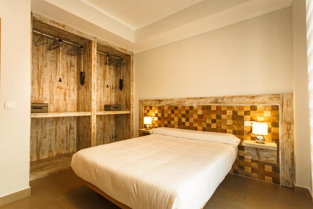 Apartamentos Turisticos Кульяр-Вега Экстерьер фото