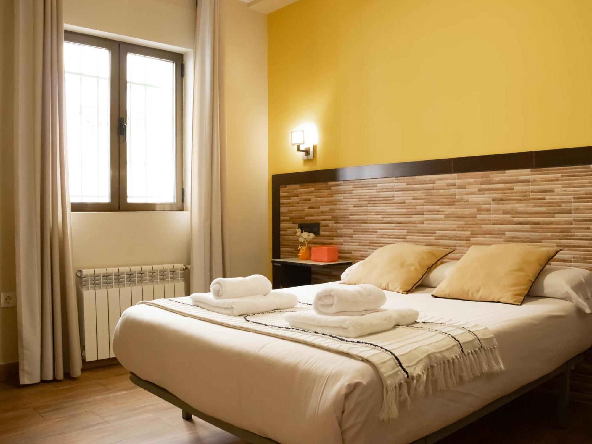 Apartamentos Turisticos Кульяр-Вега Экстерьер фото