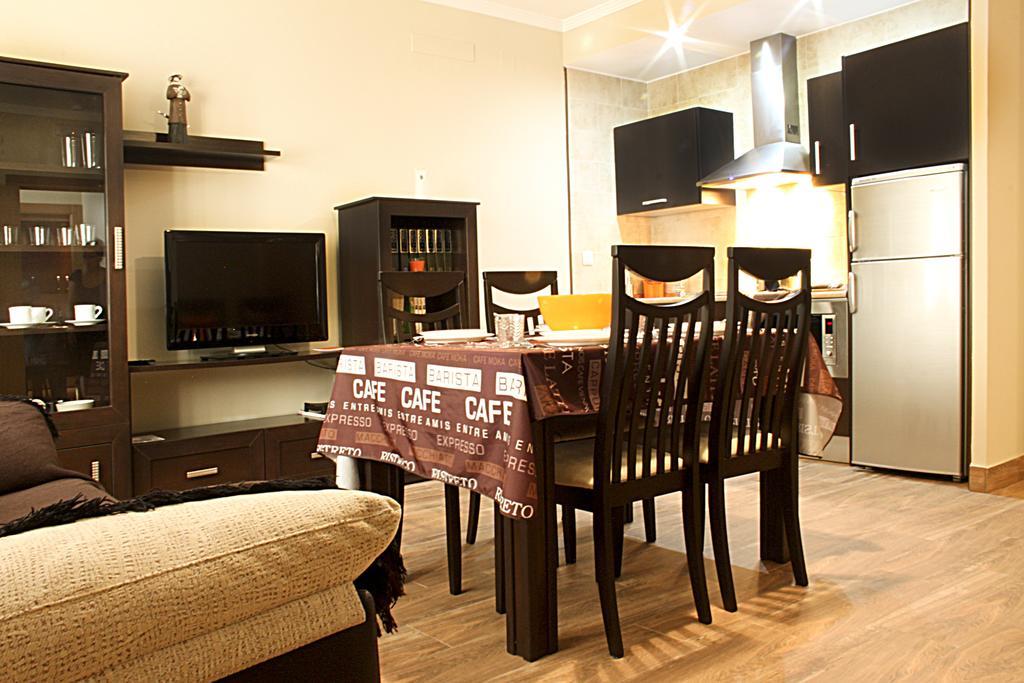 Apartamentos Turisticos Кульяр-Вега Номер фото