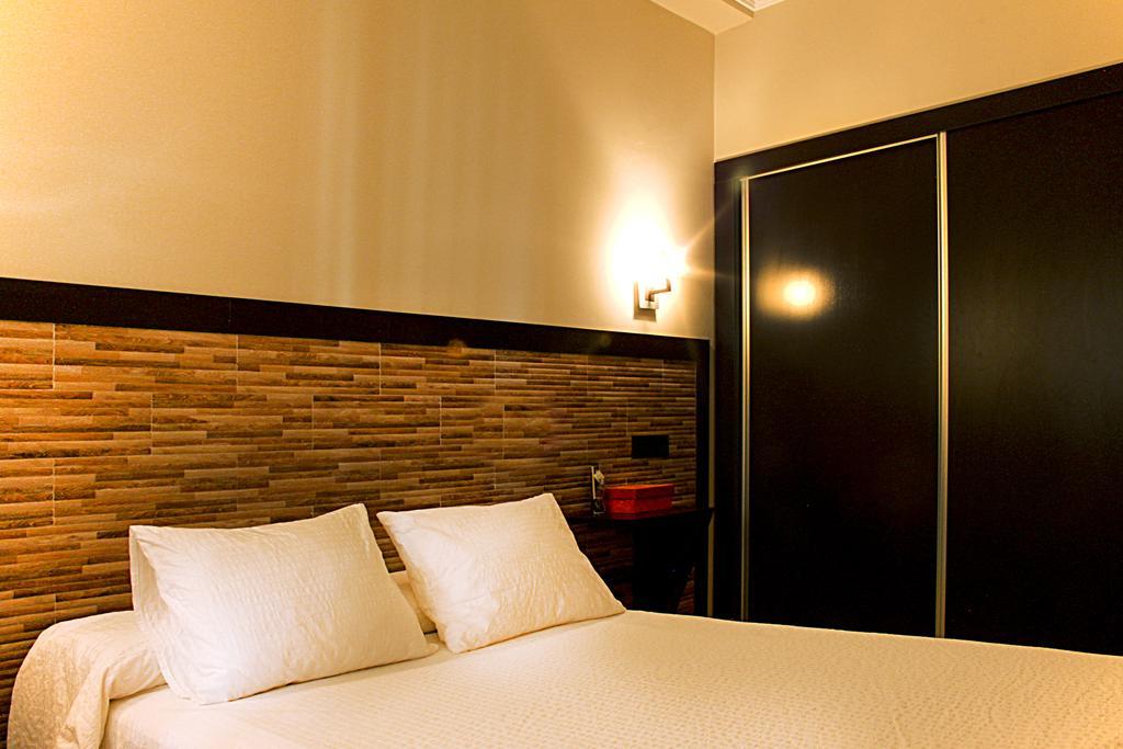 Apartamentos Turisticos Кульяр-Вега Номер фото