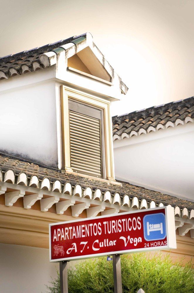 Apartamentos Turisticos Кульяр-Вега Экстерьер фото